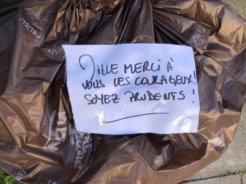 Un joli bouquet de mercis dans l&rsquo;avenue des&nbsp;Combattants