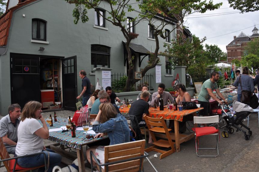 La tradition des bars &laquo;&nbsp;clandestins&nbsp;&raquo; à la Fête des&nbsp;Combattants