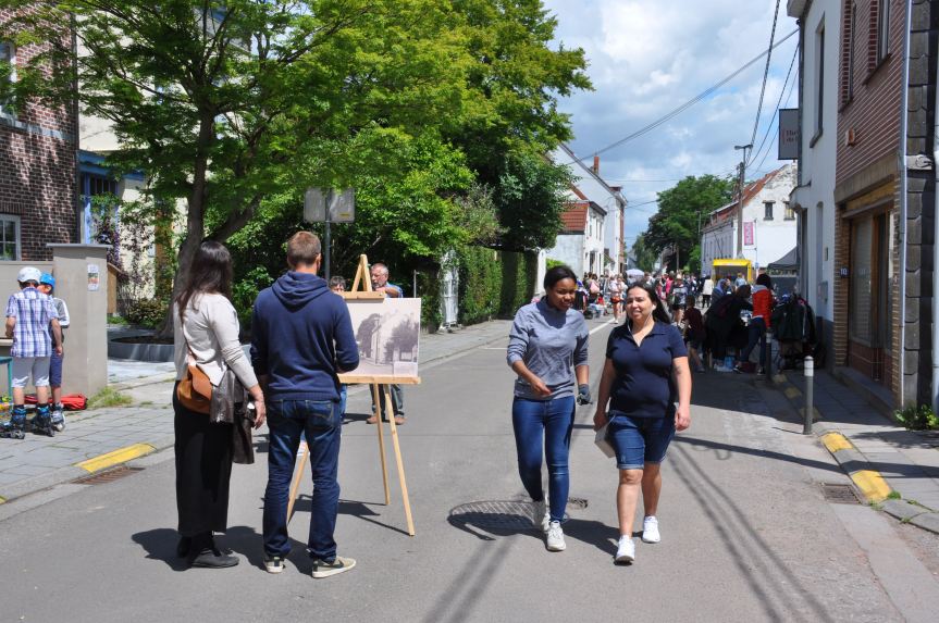 Des vues anciennes et des notices pour raconter l&rsquo;avenue, lors de la Fête des&nbsp;Combattants